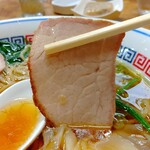とら食堂 - 燻製されたモモチャーシュー