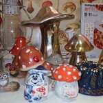 マッシュルーム - 店内