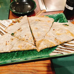 鉄板焼・お好み焼 莢 - 莢餃子_¥820