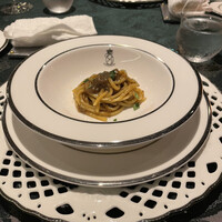 SALONE 2007 - 追加で頼んだパスタを2人でシェア