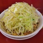 ラーメン二郎 - 小ラーメン+賄+ニンニク+ヤサイ(130516)