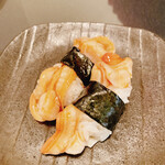 一森寿司 - サービスの帆立の紐握り 