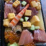 天然本マグロ丼専門店 司 - 海の幸の宝石箱