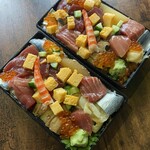 天然本マグロ丼専門店 司 - 限定のバラちらし寿司弁当