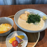 島おでん MIKE 神戸店 - 鶏白湯らぁめんセット