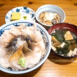 みなと食堂 - ホッキ貝刺身丼、あんこうともあえ