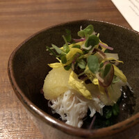 りょうりや 御旅屋 - ズワイ蟹の酢の物