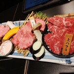 黒毛和牛焼肉 牛たつ - 上カルビ、厚切り牛タン、上ハラミ