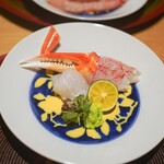 銀座くどう - 松葉蟹爪、イカお造り