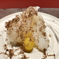 Ji-Cube - アオリイカと銀杏の塩味炒め 黒トリュフがけ