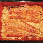 うなぎの豊川 - うな重、真上から！