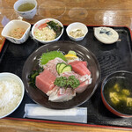 Eguchi Houraikan - 土日祝限定の特製刺身定食　1800円