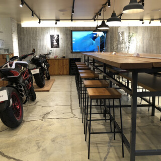 ビー スタンド+_2