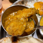 タンドール料理ひつじや - チキンカレー