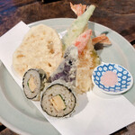 蕎麦料理處 萱 - 海老と旬菜の天ぷら
