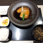 わらべ菜魚洞 - オシツケの煮付け定食