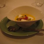 イル ギオットーネ - カボチャのスープ 軽くあぶったオマール海老のせ