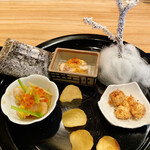 神楽坂うしやま - 白子玉味噌焼、くわい煎餅、炙り帆立