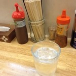 らーめん きじとら - コップと魚介醤油だれ