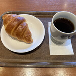 神戸屋キッチン - ブレンドコーヒー＆クロワッサン