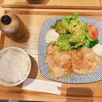 EDOCCO CAFE MASU MASU - 