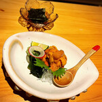 いざかや しん - ウニ刺しは新鮮な赤雲丹が供されました(o^^o)