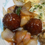 中華料理　三好 - 肉団子の甘酢掛け。