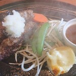 ご馳走家 ゆたか - 池田牛100%ハンバーグ