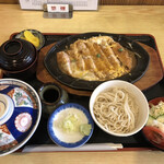 きそば 札幌 小がね - かつ丼、ミニそばセット（1,350円）