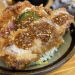 とんかつ 栄ちゃん - ご飯が進む