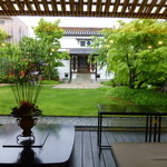 虎屋菓寮 - 2013年5月雨の日も、また良し♪