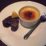 ビストロオカジ - 5月24日　クリームブリュレ、ガトーショコラ添え