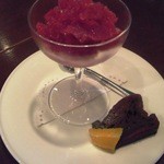 ビストロオカジ - 5月24日　ブルーベリーシャーベット 、ガトーショコラ添え