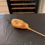 串揚げ タケナカ - 下味のついてあるカキ(very good‼️)