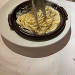 横浜チーズカフェ - チーズの中でぐグルグルかき回したあとの取り皿