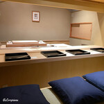 割烹 らん亭 - 別室のすしカウンター