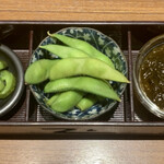 Maruha Shokudou - 小鉢3種（漬物、枝豆、もずく）
