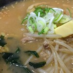 味の鈴蘭 - ひき肉味噌ラーメン＋バター