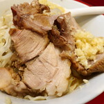 ラーメン二郎 - この日の豚