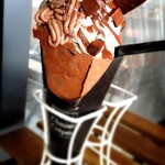 クレープアンドカフェ ヴァーチュ - 2022.11 ガナッシュショコラ(￥860)。去年食べれなかったメニュー！