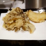 天冨良 麻布よこ田 - 舞茸とキス