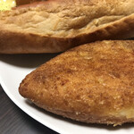 粉とクリーム - 先端に着目する。