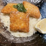TOM TOKYO - 太刀魚のコトレッタ、チーズリゾット