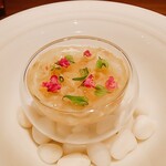 ラチュレ - ◎
      蟹のマリネ蕪のブランマンジュ
      