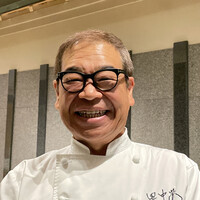 TANAKA YAKINIKU RESTAURANTE - BOSS 田中覚氏