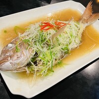 【要予約】旬の鮮魚蒸し…時価 ★　*スタッフにお尋ねくださいませ。 