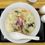 リンガーハット - 野菜たっぷりちゃんぽん 890円、麺2倍 100円
            2022年12月6日