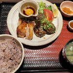 大戸屋 - 