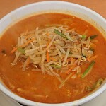 Hidakaya - 日高屋 西葛西北口店 秘伝の辛味噌ラーメン 税込620円