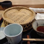 すし徳灑落 - 器1つ1つが洗練されてる。